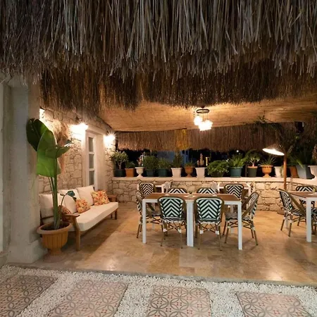 Mono Life 3* Alaçatı