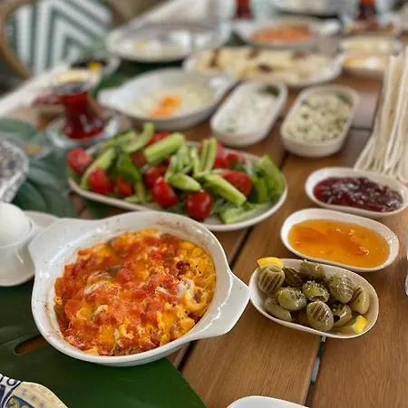 Mono Life Bed & Breakfast