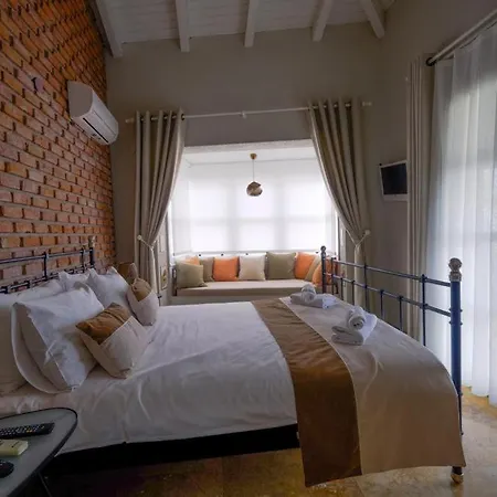 Bed & Breakfast Mono Life 3*