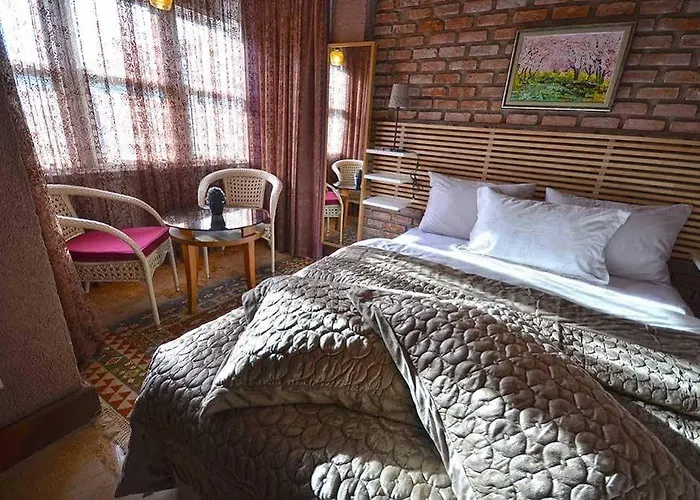 Bed and breakfast Mono Life