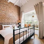 Mono Life B&B 3*