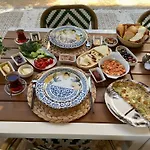 Mono Life B&B Alacati