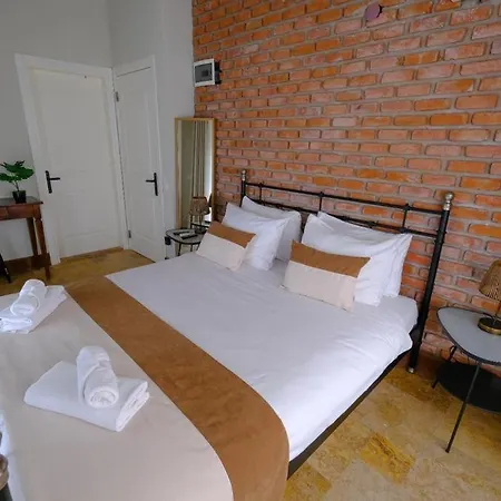 Bed & Breakfast Mono Life Alaçatı