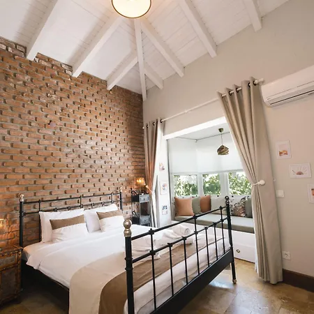 Bed & Breakfast Mono Life Alaçatı