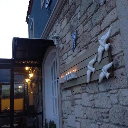 Bed & Breakfast Mono Life