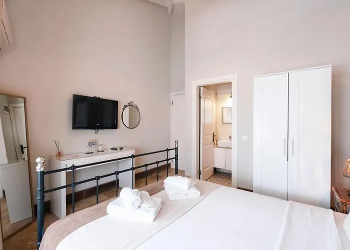 Bed & Breakfast Mono Life 3*