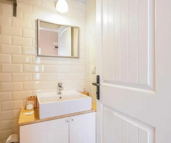 Bed & Breakfast Mono Life